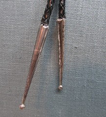 VINTAGE SOUTHWEST N.A. STERLING BEAR BOLO TIE W/TUFA CASTING