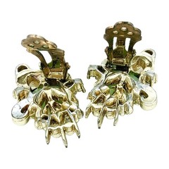 Vtg Gold Tone Green Cabochon Leaf Climber Earrings Clip Back 1.25″ VGC