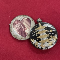 Sterling Silver 925 Vintage Black & Gold Round Japanese Damascene Locket Pendant
