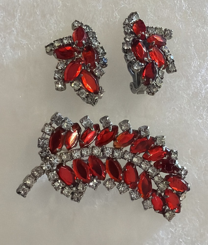 Vintage Red Rhinestone Brooch/pendant Clip Earrings Set Unsigned Mid Century