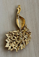 Vintage peacock brooch VTG jewelry gold tone enamel multi color stones