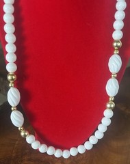 Vintage Retro Gold and White Mixed Beaded Necklace 24”