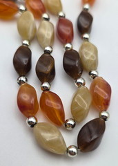 Autumn Tone Marbled Lucite Graduated Pebble Statement Necklace 36 in Vintage