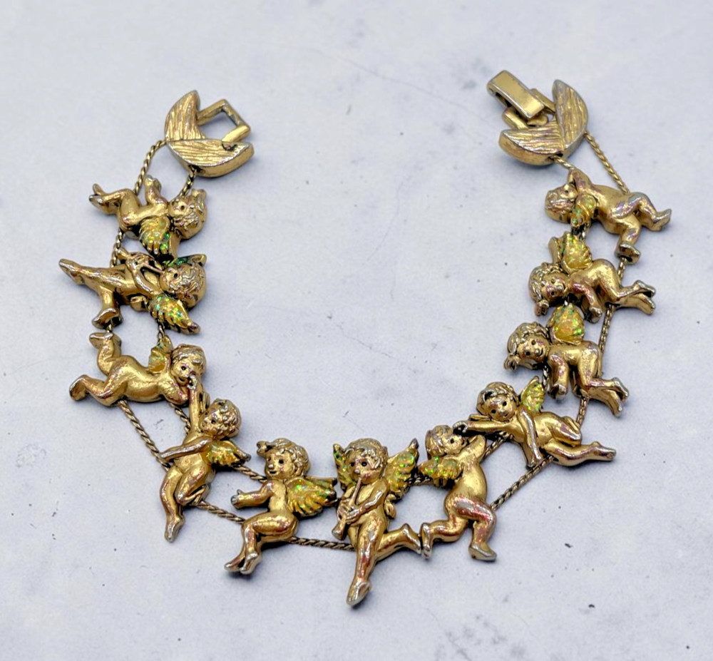 VTG Gold-tone Angels Cherubs Iridescent wings Slide charm bracelet 7.5″