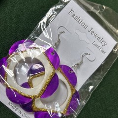 Vintage Pierced Earrings Lot Of 4 Pair 1990’s To 2000’s Hearts Resin Boho No Lea
