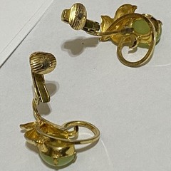 Signed Vintage 1/20 12K GF Green Jade Earrings Artist A. S. JJJ Clip On medium