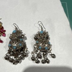 Women’s Fashion Jewelry Mixed Lot 4pr Dangle Earrings Mixed Metal Crystal Glass