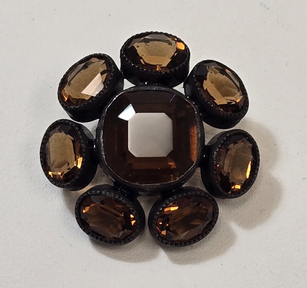 Vintage Schreiner Dark Topaz Rhinestone Button Twisted Shank
