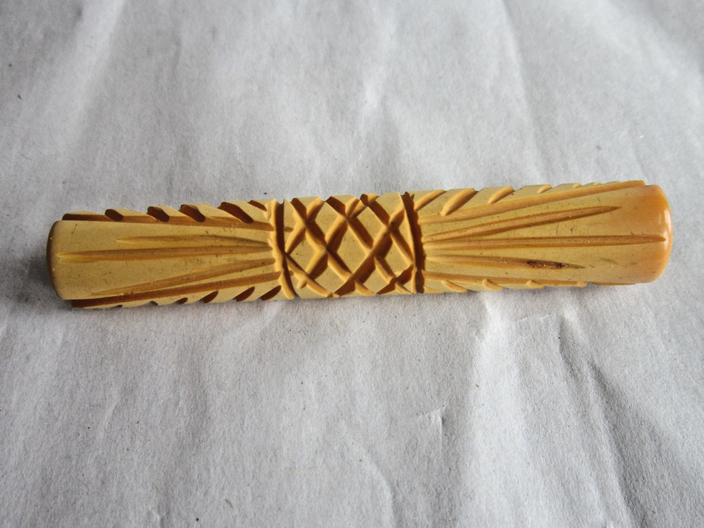 Vintage Cream Bakelite Bar Pin Carved Estate Jewelry 3 1/8″ Simichrome Tested