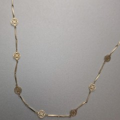 Vintage 1979 Avon Flowerlace Necklace Goltone, In Original Box