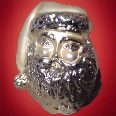 Brooch Pin Santa Christmas Gold Tone Head Pin Metal Matte Gloss Vintage Jewelry