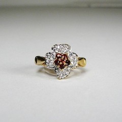 Cubic Zirconia Ring Garnet Red Stones 18K Gold Plated Size 7 Flower Vintage NOS
