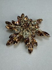 Exquisite Juliana D&E Champagne Rhinestone Starburst Brooch Large Statement Pin