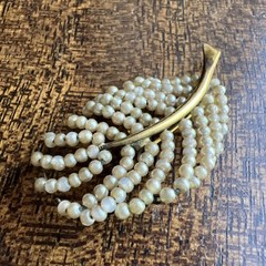Antique Tiny Faux Seed Pearl Wired Feather Brooch; Beautiful!