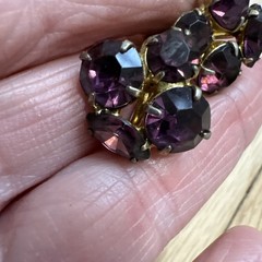 VINTAGE CORO RHINESTONE SCREW BACK PURPLE EARRINGS (see Description)