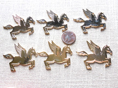 Vintage NOS lot of 6 Pegasus quality gold tone 1 3/4″ pendants for necklaces MSC
