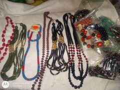 Lot 17 Vintage Necklaces Many still with Tags Ames Jamesway Lucite Wood Jewelry