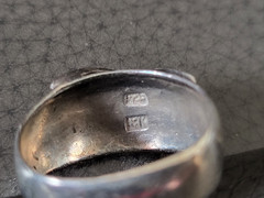 Vintage Gold and Silver Geometric and Textured Ring. Marked 925 and 18K Size 7.5