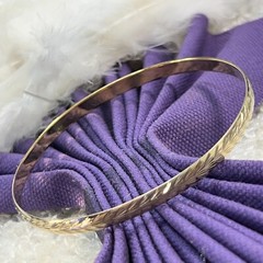 Vintage FEATHERED VERMEIL OVER 0.925 Sterling Silver 8″ x 1/4″ Bangle Bracelet