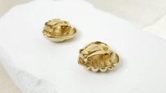 Vintage Erwin Pearl Gold-Tone Sculpted Ribbed Heart Design Clip-On Earrings