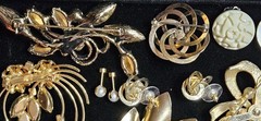 Goldtone Faux Pearl Jewelry Lot Trifari Japan Signed Pieces Brooch Earrings E30