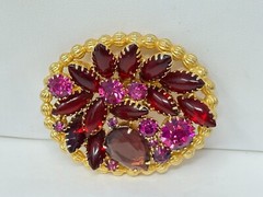 Vintage EDLEE Creations Goldtone Red Magenta Purple Rhinestone Oval 2.25″ Brooch