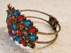 Vintage Peacock Clamper Bracelet Metal Multi-Colored Faceted Crystals Fashion