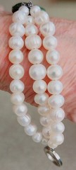 Vintage Cultered TRIPPLE STRAND White Pearl And GREEN Cabochon Bracelet ~8.5in.