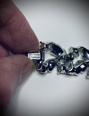 ( LISNER) Vintage Fashion Crystal & Diamond Looking Silver Tone Bracelet