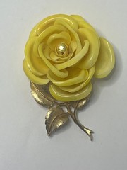 ‘Your Choice’ Vintage Brooch Pins Trifari, Park Lane, Germany ++ Unmarked