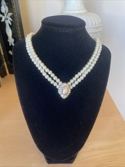 Vintage Pearl Necklace Crystal Halo Pendant Estate Jewelry Pre-Owned Glamourous