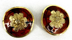 Berebi Earrings Enamel Clip Medallion Center Brown Swirl Goldtone 1.5″ Vintage