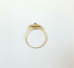 VINTAGE ONYX AND CUBIC ZIRCONIA 18K YELLOW GOLD RING SIZE 7