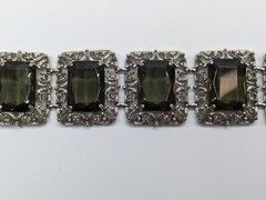 VTG Sarah Coventry “Celebrity” Silver Tone Smoky Quartz Glass Panel Bracelet