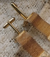 Vintage SWANK Gold Tone Mesh Cuff Links w/Blue Rivoli Stones, Nice!