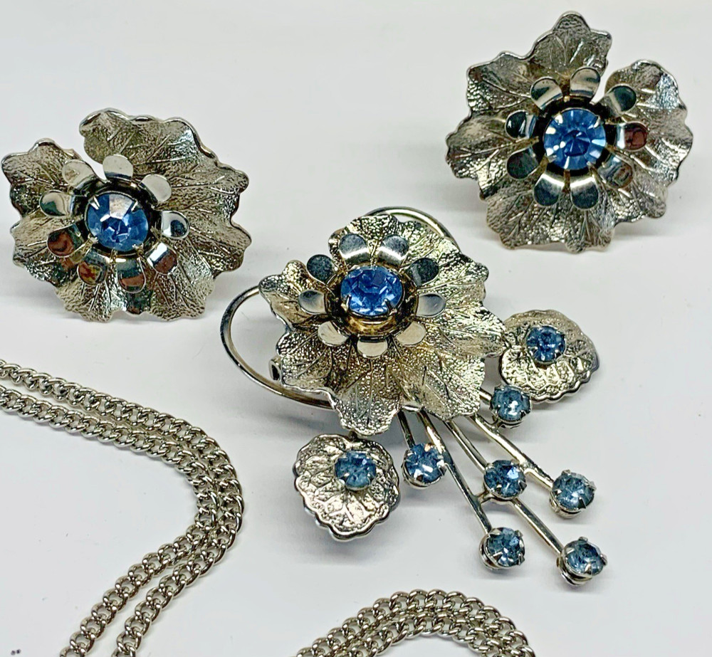 Vtg Pendant Brooch Pin & Earrings Blue Rhinestone Silver Tone Design by Anthony