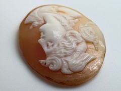 Vintage Loose Hand Carved Shell Cameo Woman with Bird on Head 1 1/8 Inch x 7/8In