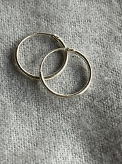 Vintage 925 Sterling Silver 9mm Hollow Hoop Earrings 0.5 Grams ~ J34