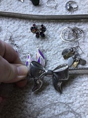 1 Pound + TEAL & SILVERTONED Jewelry Vtg Modern Lot Craft Junk Wearable Resell