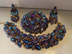 Vtg Juliana D&E Peacock Blue Rhinestone Bracelet Brooch Earring Set Book Piece