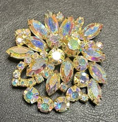 Antique VTG Aurora Borealis Rhinestone Big Brooch Pin Gold T