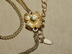 GOLD-TONE FLOWER RHINESTONE NECKLACE SIGNED VCLM: 41.5″ LONG