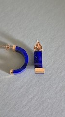 Vintage 14K Yellow Gold Hong Kong Lapis Hoop Earrings 1” Long, Vintage