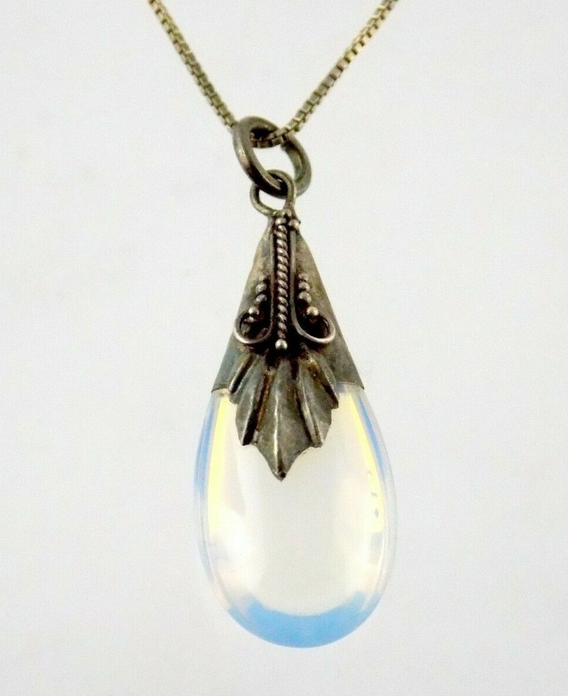 Sterling Silver Opaline Glass Pendant Necklace Box Chain 925 5.3G 17.75 Inches