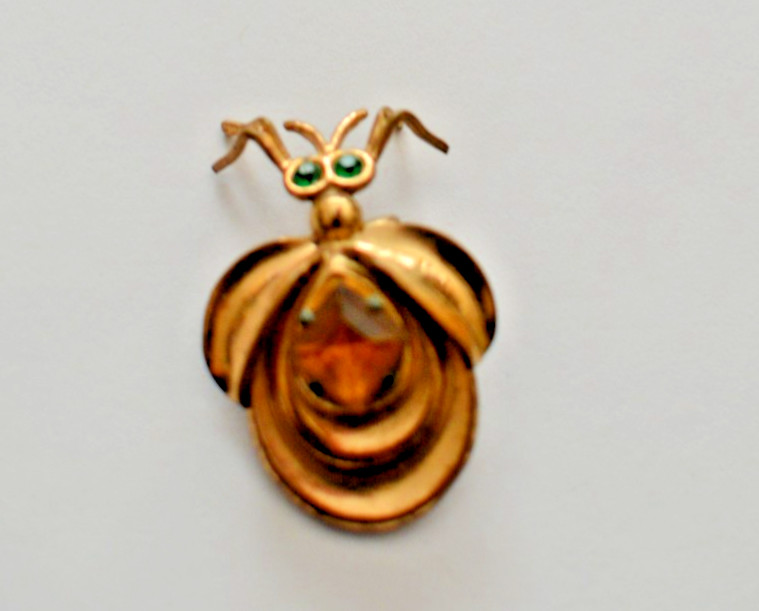 Unique unsigned art deco figural green eyed rhinestone bug fur clip brooch