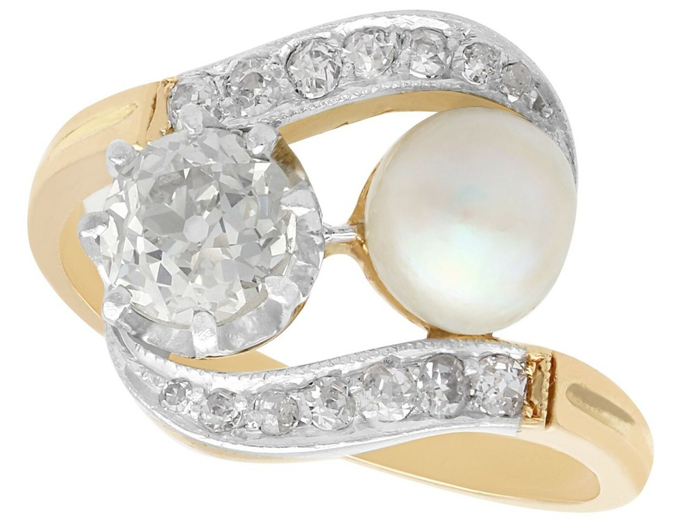 1.07 Ct Diamond and Natural Saltwater Pearl 18k Yellow Gold Twist Ring Antique