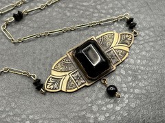 Vintage Art Deco Gold Tone Black Glass Pendant Necklace Chain 20”