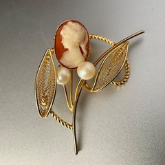 Cameo Lot Brooch & 2 Stick Pins Gold Tone Resin Faux Pearl Vintage UNBRANDED