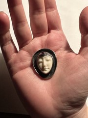 925 Sterling Silver Teardrop Cameo Face Amethyst Bone Cabochon Brooch Pin 2 Inch
