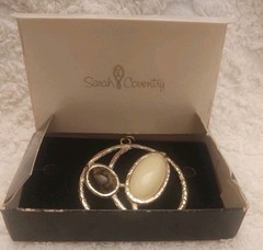 Vtg.1974 Sarah Coventry Desert Flower Pendant In Sarah Coventry Box Modern Boho